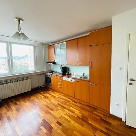 Apartman Novo Apartment *